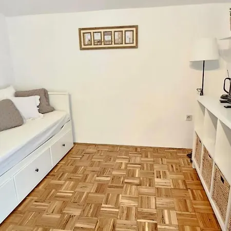 Nyaraló Luka Posedarje