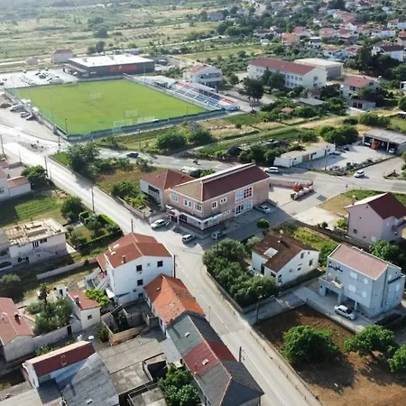 Luka Holiday home *